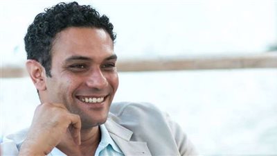 في عيد ميلاده.. هذا ما قاله آسر ياسين عن زوجته