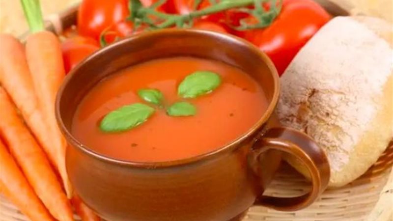 شوربة الطماطم