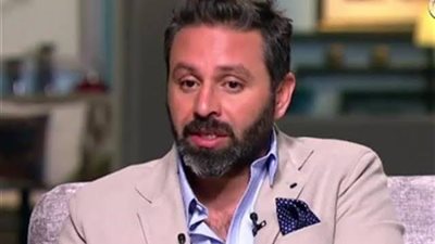 حازم إمام: أفشة أفضل لاعبي الأهلي.. والأهدأ سيحصد اللقب