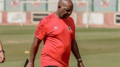 انتهاء المحاضرة الفنية الأخيرة للأهلي والفريق جاهز للتحرك نحو ستاد القاهرة