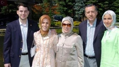 خيانة الصهر و انقلاب الهانم .. أخطر تقرير سرى عن الصراع داخل ” بيت أردوغان ”