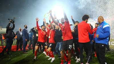 الأهلي يفقد أولى عناصره أمام نهضة بركان