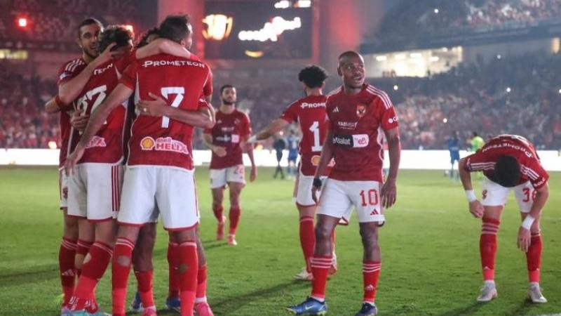 الاهلي ضد بلدية المحلة