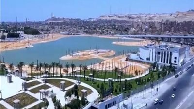 رئيس الوزراء يتفقد أعمال تطوير بحيرة عين الصيرة