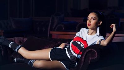 سلمى أبو ضيف بإطلالة صادمة بملابس مثيرة (صور)