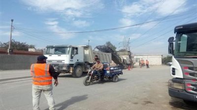 سر المطبات الصناعية التي أنشأتها الجيزة أمام بوابات حدائق الأهرام