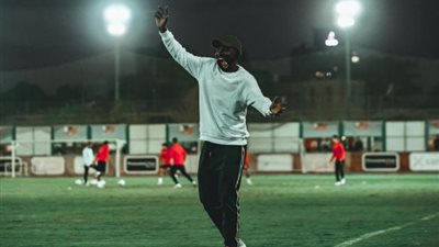 راحة سلبية من التدريبات لأجايي بفرمان من موسيماني