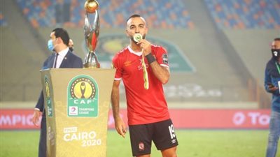 أفشة: أتبادل مع موسيماني تعليم اللغة.. وهدفي بالزمالك أفضل لحظاتي