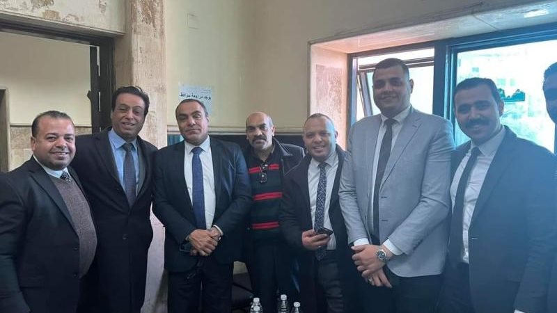 المرشح بانتخابات