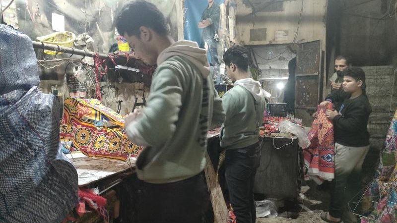 ورش تصنيع فوانيس