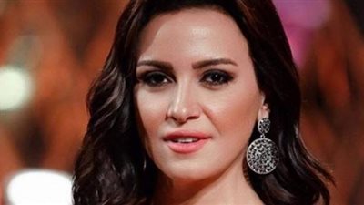 معجب هددها بالقتل وهكذا تصرفت ريهام عبد الغفور معه