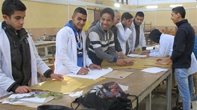 التعليم الفني تعلن رسوم التقييم النهائي لطلاب المدارس الفنية