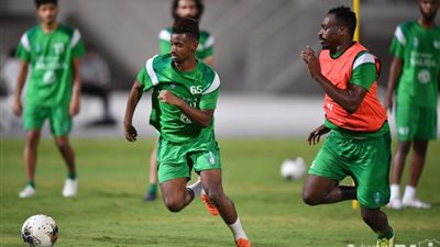 أهلي جدة يهزم الفيصلي في مباراة دراماتيكية بالدوري السعودي