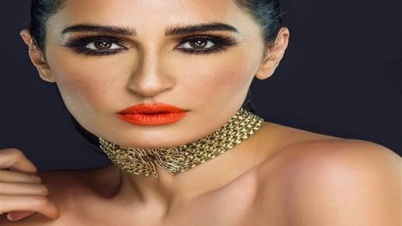 فاطمة ناصر