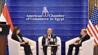 كامل الوزير : اتخاذ كافة إجراءات الوقاية من كورونا فى المترو و القطارات