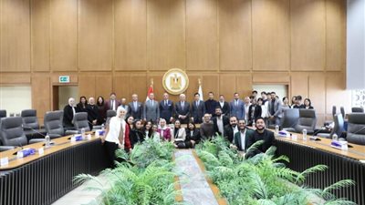 تفاصيل لقاء وزير التعليم العالي بوفد من طلاب فريق استوديو التصميم الدولي