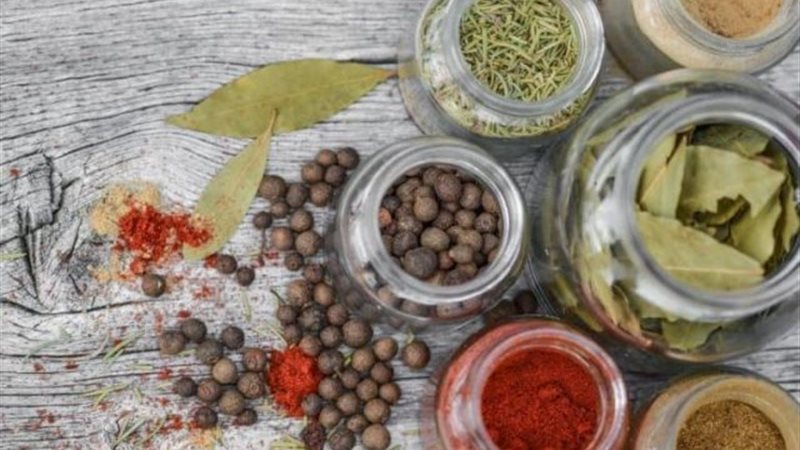 علاج الحموضة بالأعشاب