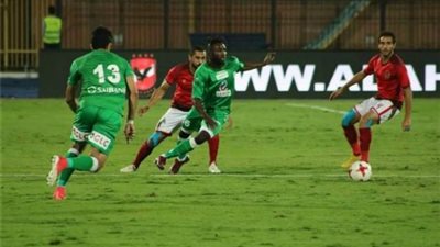 الاتحاد ينهي الشوط الاول بهدف في شباك الأهلي