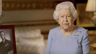 عبر الفيديو كونفرانس.. كواليس احتفال ملكة بريطانيا بـ 3 فائزين بجوائز التميز