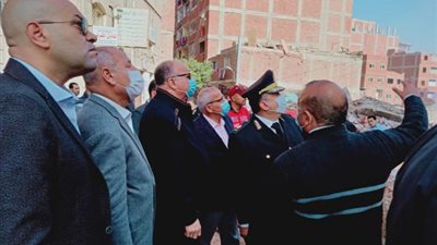 اللواء خالد عبد العال يشهد إزالة تعارضات إقامة محور الوفاء والأمل بالهجانة