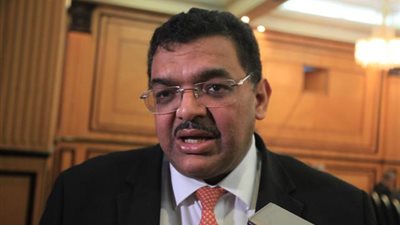 مستشار الغنوشي المستقيل يكشف أسباب فشل الإسلام السياسي في تونس