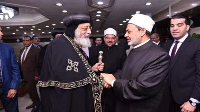 يفسد متعة المشاهدة.. آفة تضرب السلم الاجتماعي.. الأزهر والكنيسة يواجهان التعصب بسوهاج