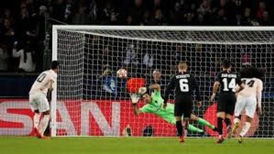 اليوم.. مانشستر يونايتد يستضيف باريس سان جيرمان بدوري الأبطال