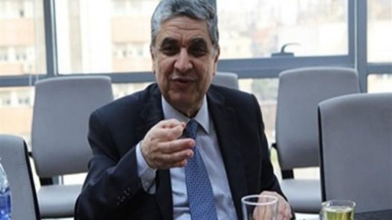 محمد شاكر وزير الكهرباء
