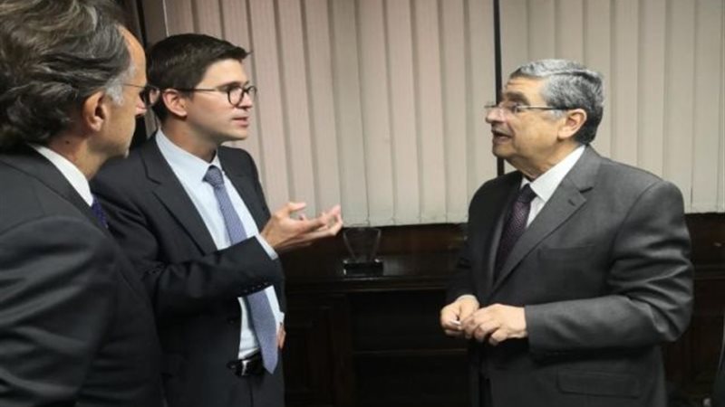 لقاء وزير الكهرباء