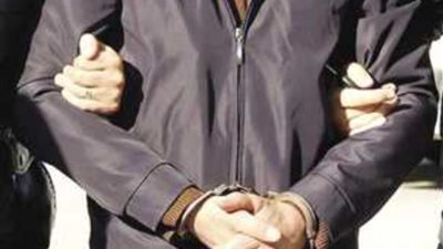 دفنه في برميل داخل حفرة.. حبس المتهم بقتل ابنه في سوهاج