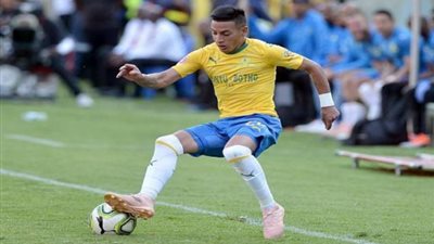 خاص.. ”الموجز” يكشف أخر تطورات الأهلى لضم سيرينو