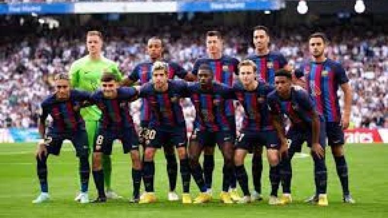 برشلونة ضد نابولي