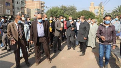صور.. ماذا شاهد محافظ الجيزة عند تفقد حديقة النيل وأعمال رصف الطرق بمنشأة القناطر؟