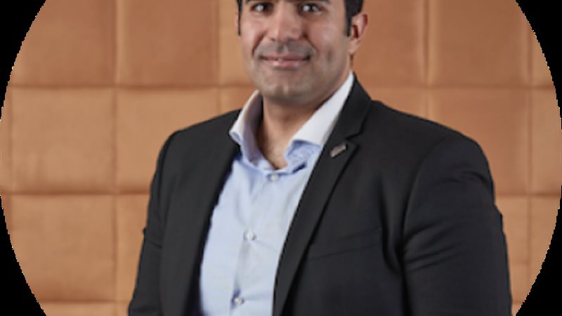 سيف ثابت