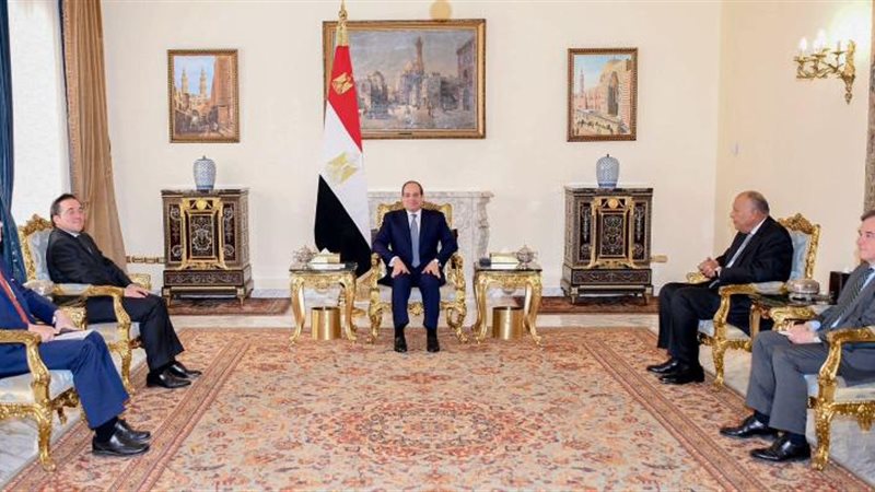 الرئيس السيسي يلتقي
