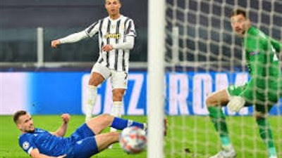 بونوتشي: نحتفل كل مباراة بأرقام رونالدو مع يوفنتوس