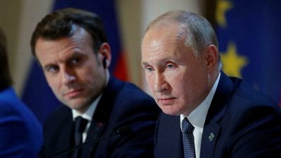 عاجل| بوتين يخطف مفتاح السعادة من ماكرون