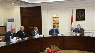 الجزار يتابع جهود رفع مستوى خدمتي المياه والصرف الصحي بالريف