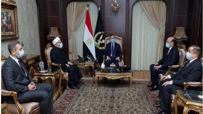 بالصورة .. تفاصيل لقاء وزير الداخلية مع مفتى الديار المصرية