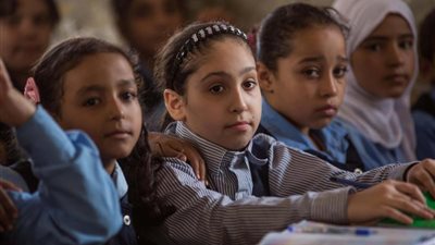 المدارس تنشر أسماء الطلاب المفصولين بسبب الغياب عبر ”فيسبوك”.. وولية أمر: ”كفاية فضائح”