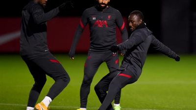 بالصور.. صلاح يظهر في تدريبات ليفربول استعدادا لمواجهة ولفرهامبتون