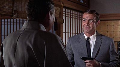 «مش هتصدق».. بيع مسدس جيمس بوند النادر بهذا المبلغ الخيالي