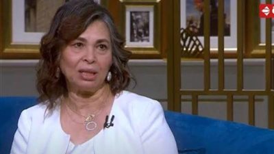 بعد هجوم ابنتها على مخرج مسلسل نعمة الأفوكاتو.. لبنى ونس تتصدر التريند