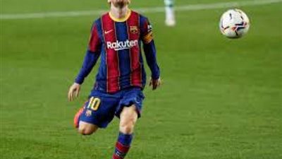 كومان يعلن تشكيل برشلونة لمواجهة قادش بالدوري الإسباني