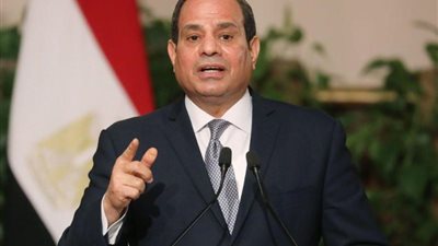الرئيس السيسي يعلن مفاجأة سارة لسيدات مصر