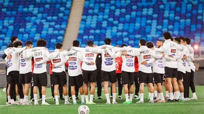 حسام حسن يفاجئ الجمهور بتشكيل منتخب مصر أمام نيوزيلندا