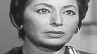 فيفي يوسف.. اكتشفها حسن الصيفي.. بدأت مسيرتها الفنية في سن متأخر ونالت مكانة عالية.. أخفت ديانتها اليهودية ولها قصة مثيرة مع الزعيم جمال عبد الناصر