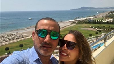 زوجة محمد دياب تهنئه بعيد ميلاده: السند والحب