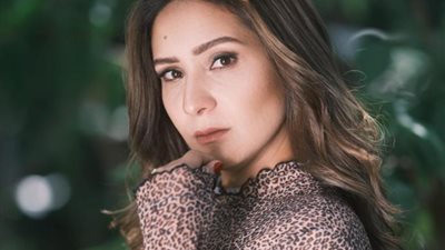 رنا طارق سعيدة باول تعاون مع عصام صاصا فى أبو الرجولة