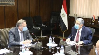 كواليس اللقاء الذى جمع بين وزير الكهرباء وسفير الدنمارك